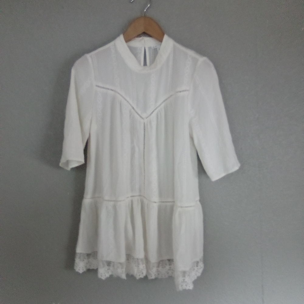 Elegant White Lace Trim Top ( Box Y )